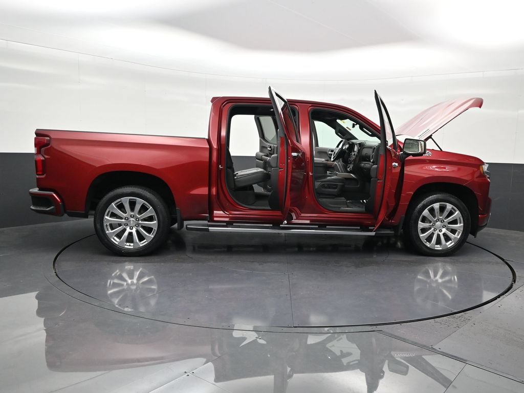 Used 2020 Chevrolet Silverado 1500 High Country w/ Technology Package AWD/4WD image 32