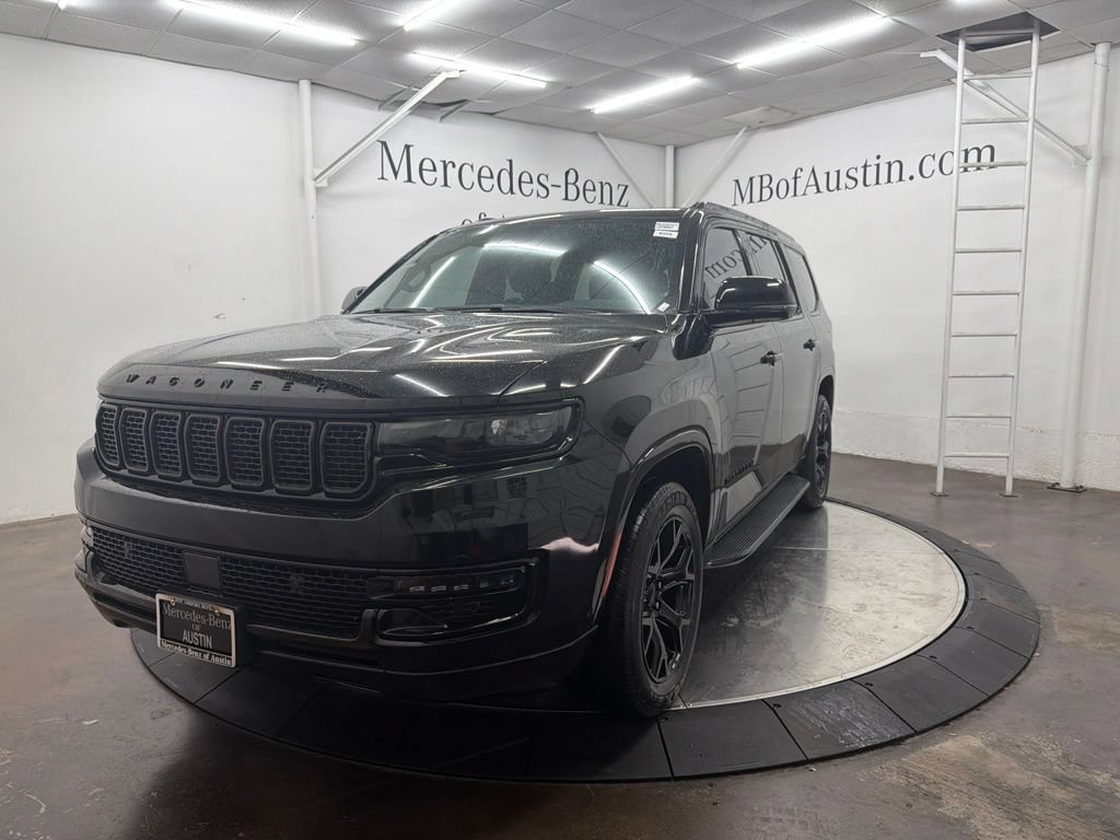 Used 2023 Jeep Wagoneer Series II AWD/4WD image 3