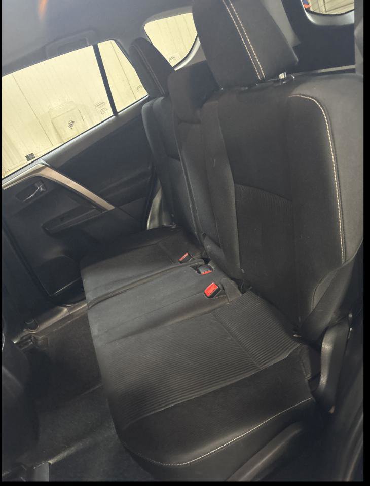 Used 2014 Toyota RAV4 XLE AWD/4WD image 7