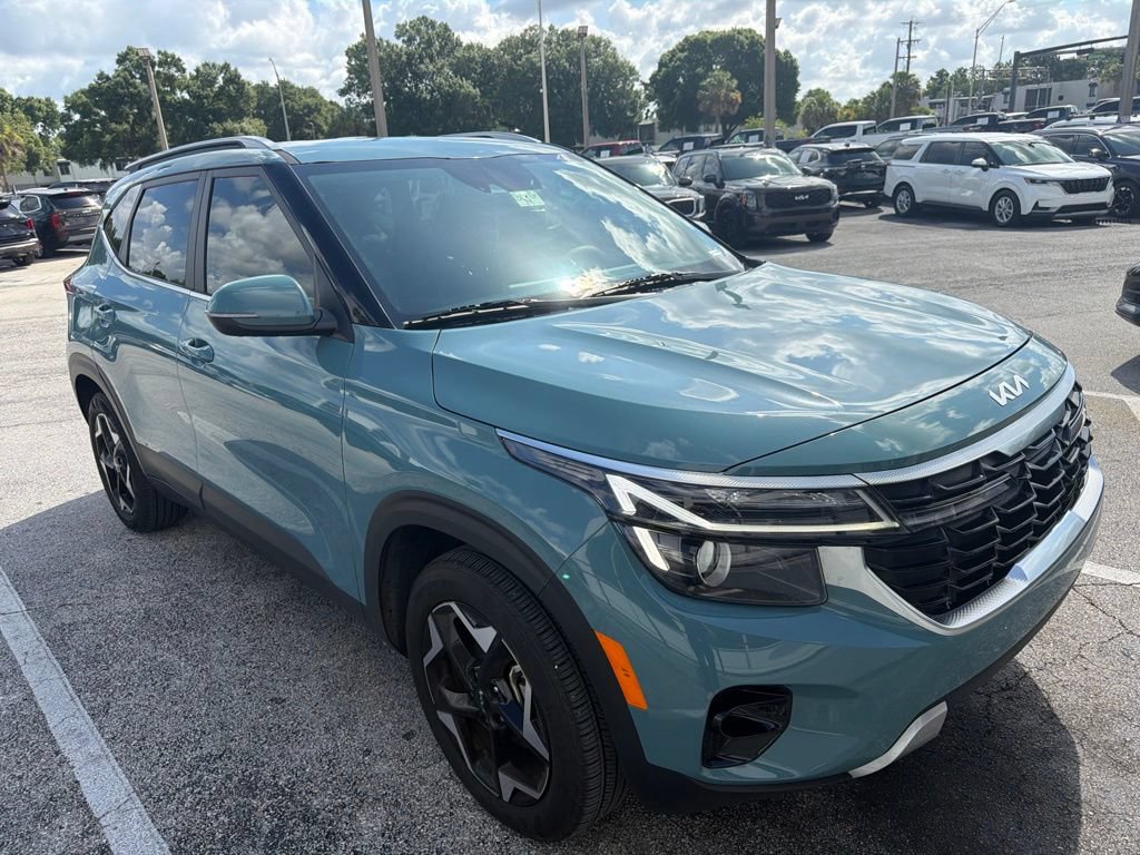 Certified 2024 Kia Seltos EX