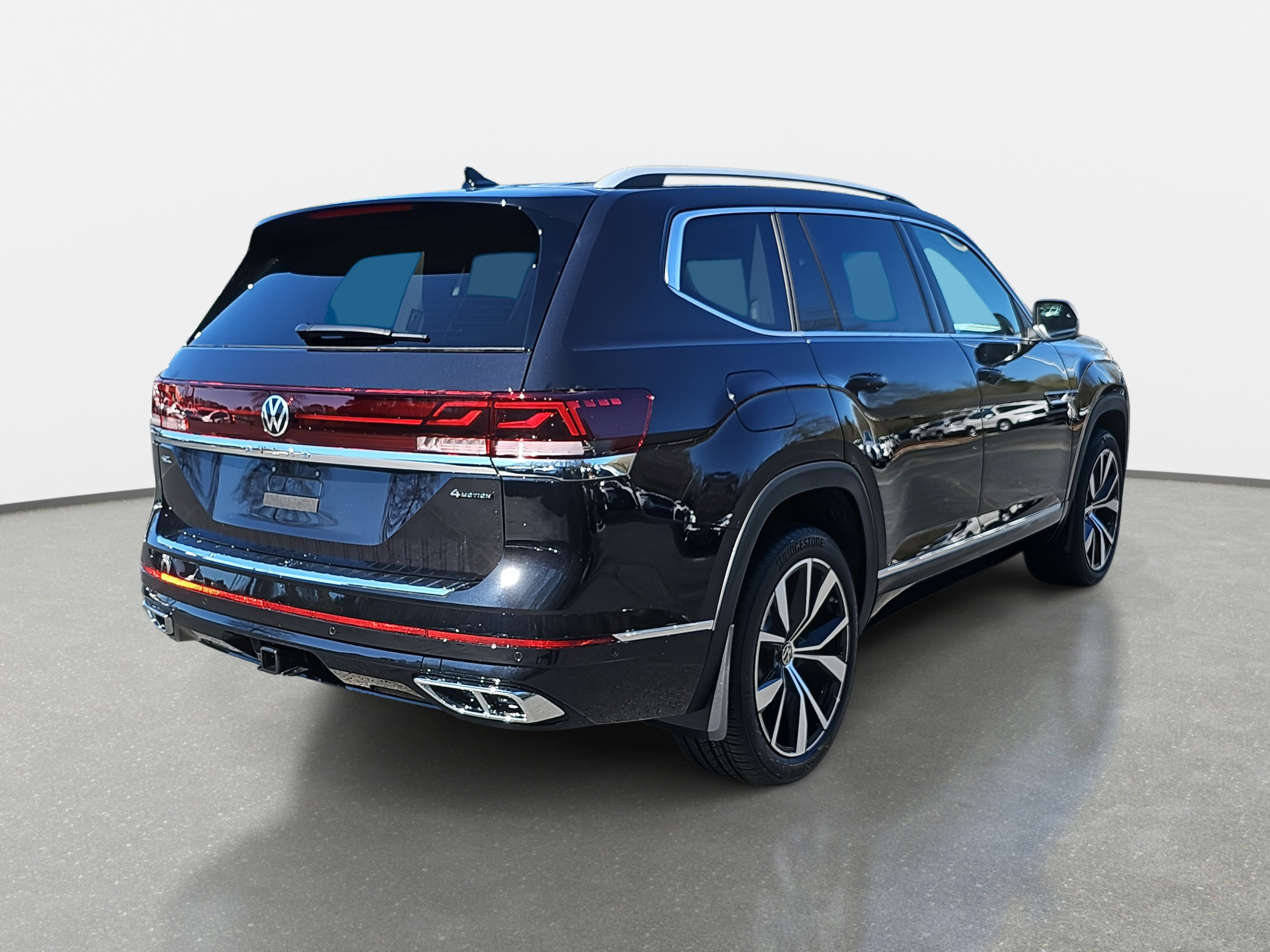 New 2025 Volkswagen Atlas SEL Premium R-Line image 3