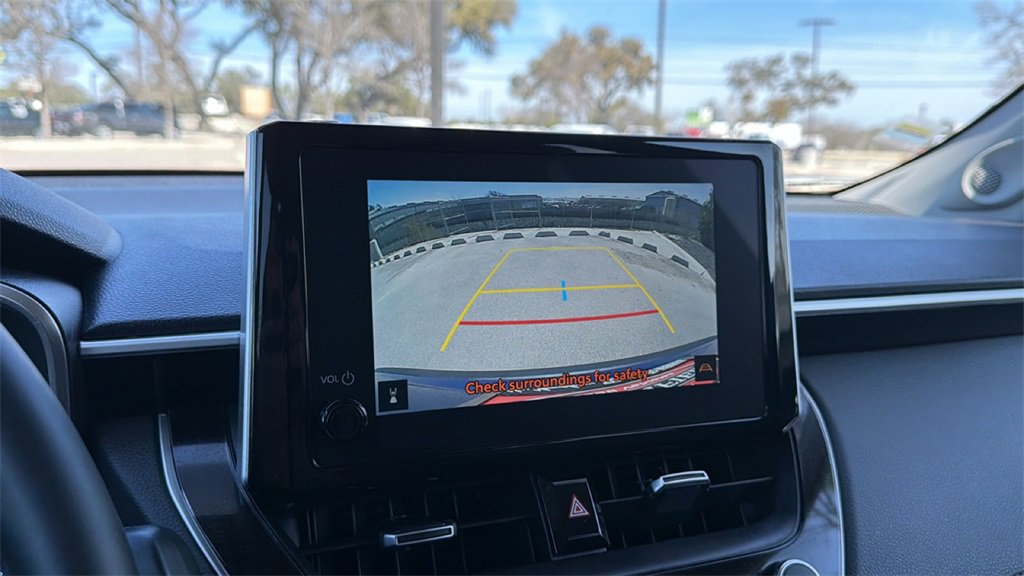 Certified 2025 Toyota Corolla Cross XLE w/ Convenience Package image 28