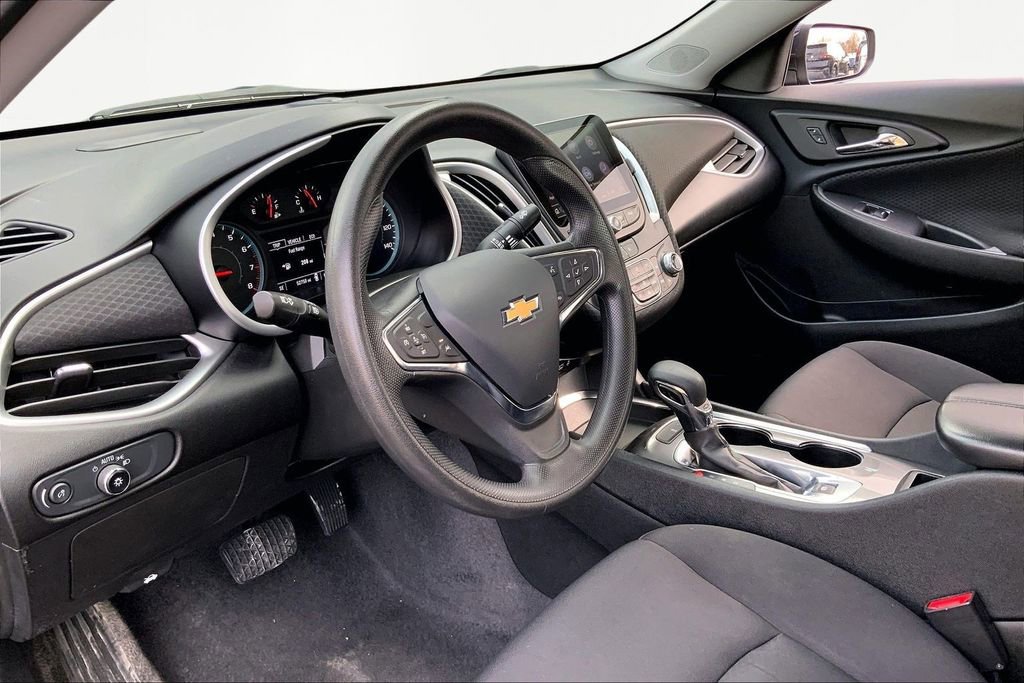 Used 2023 Chevrolet Malibu LT image 12