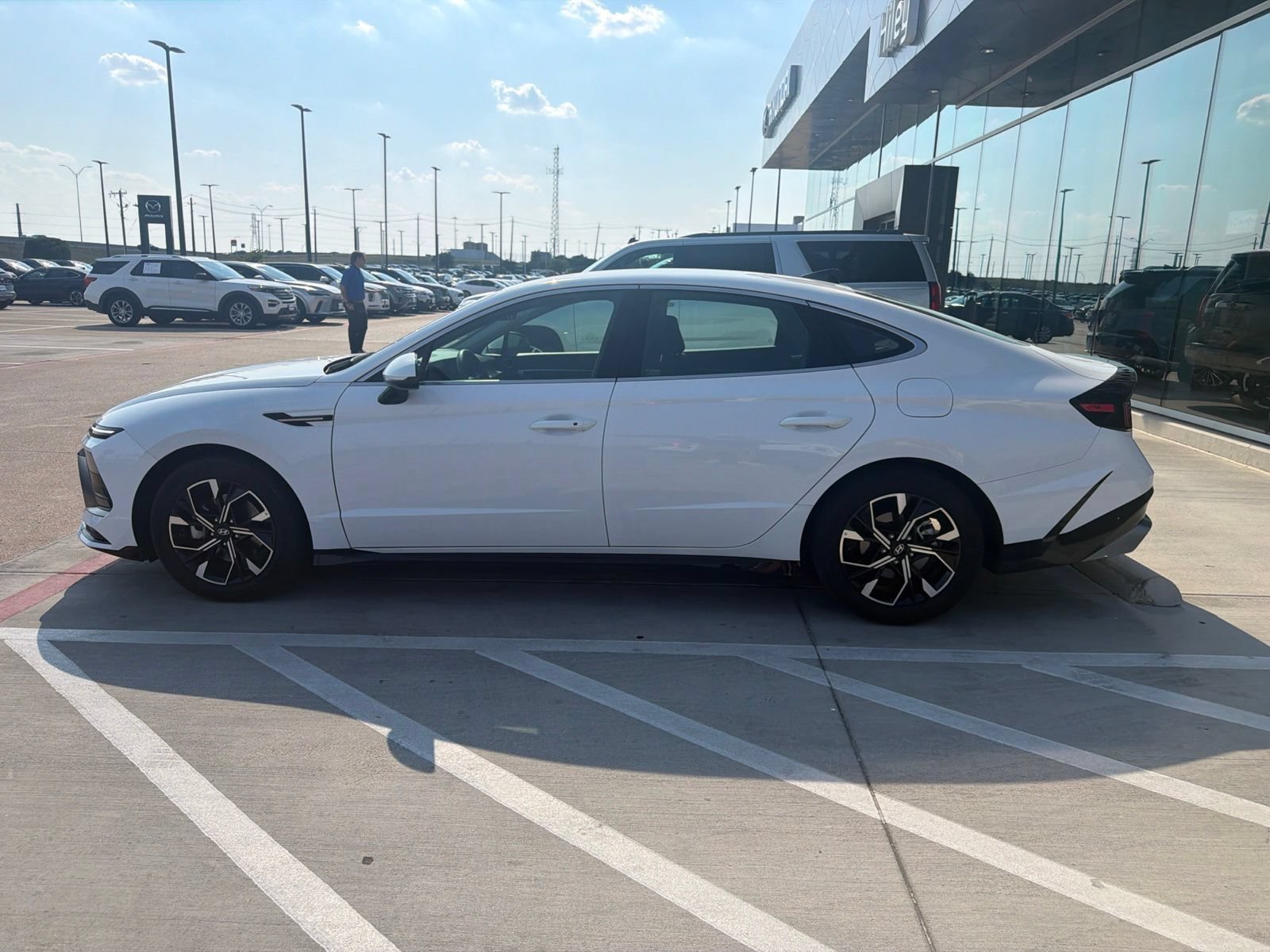 Used 2025 Hyundai Sonata SEL FWD image 7