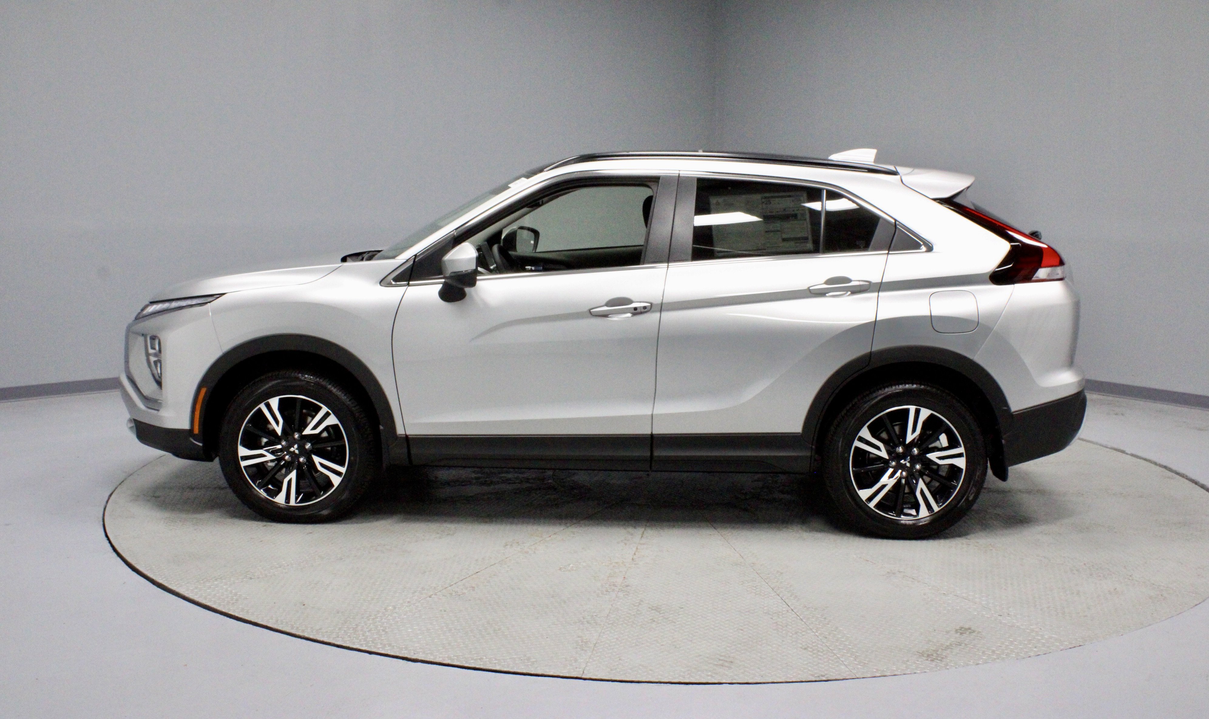 New 2026 Mitsubishi Eclipse Cross SE image 5