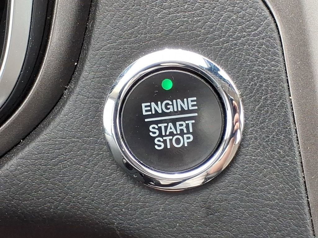Used 2019 Ford Fusion SE image 19