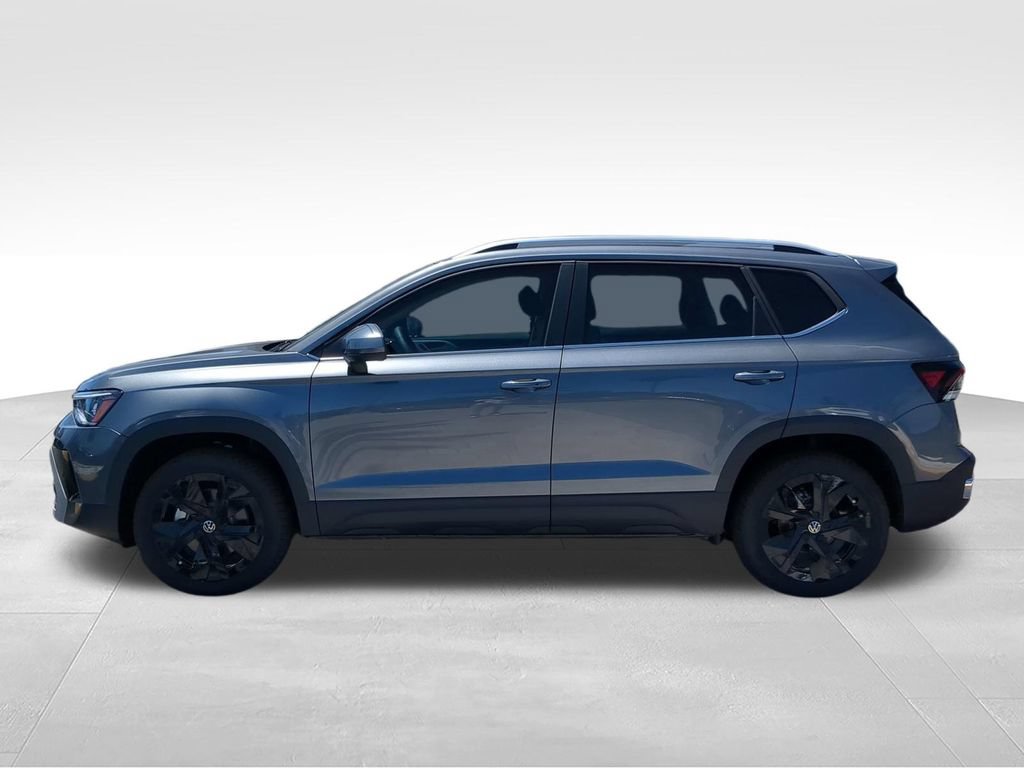 New 2026 Volkswagen Taos SE FWD image 6