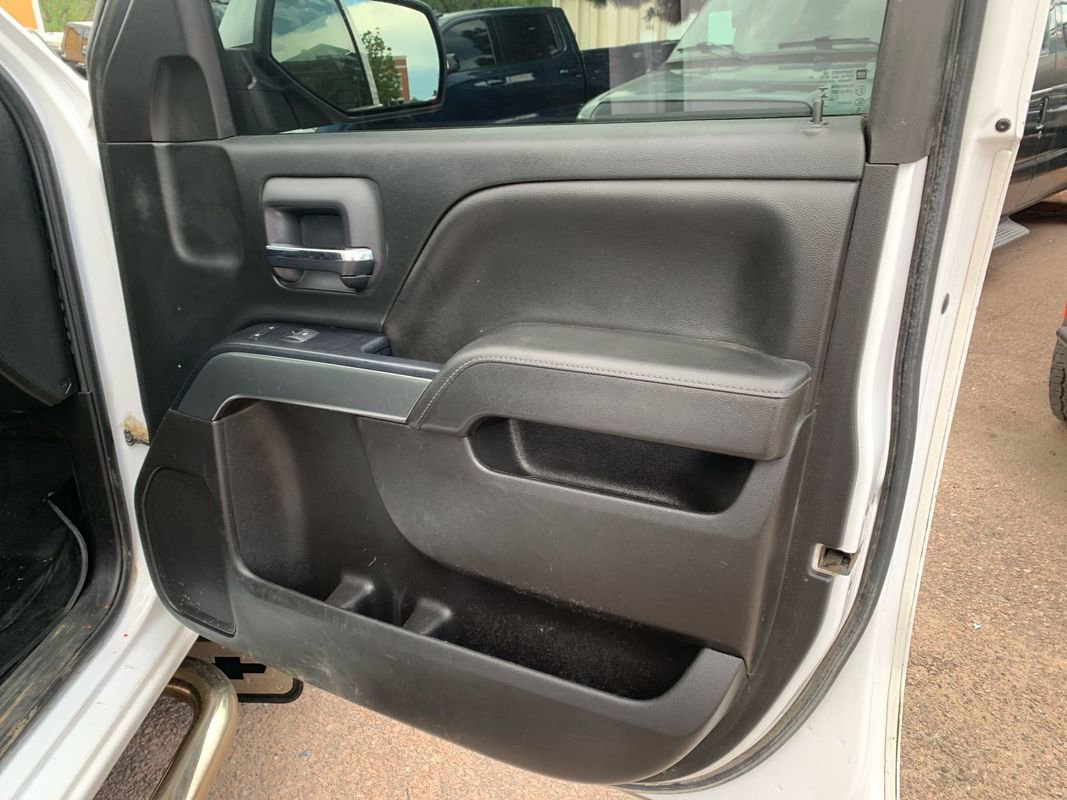 Used 2018 Chevrolet Silverado 1500 LT AWD/4WD image 20