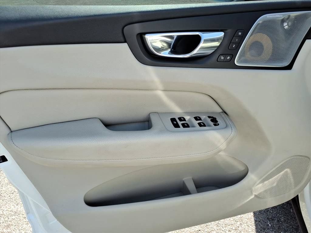 Used 2018 Volvo XC60 T5 Inscription w/ Advanced Package AWD/4WD image 21