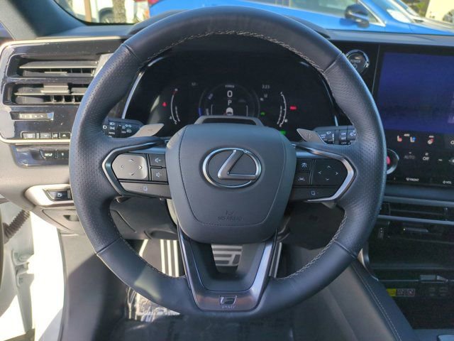 Used 2024 Lexus RX 500h F Sport w/ Convenience Package image 17