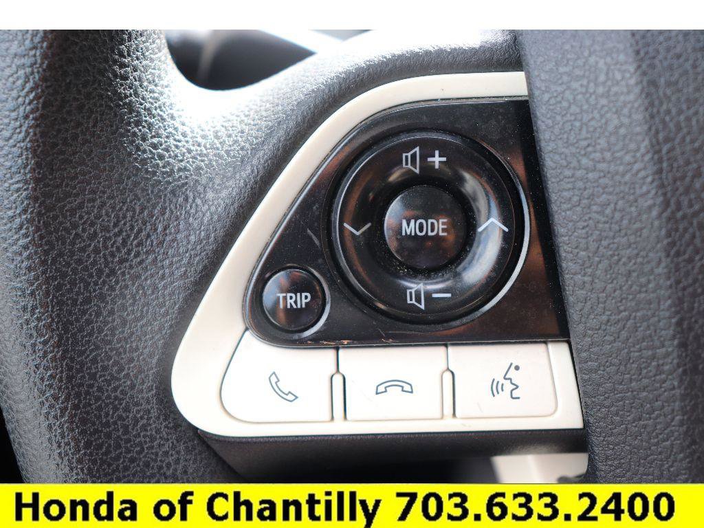 Used 2018 Toyota Prius One w/ Carpet Mat Package FWD image 27