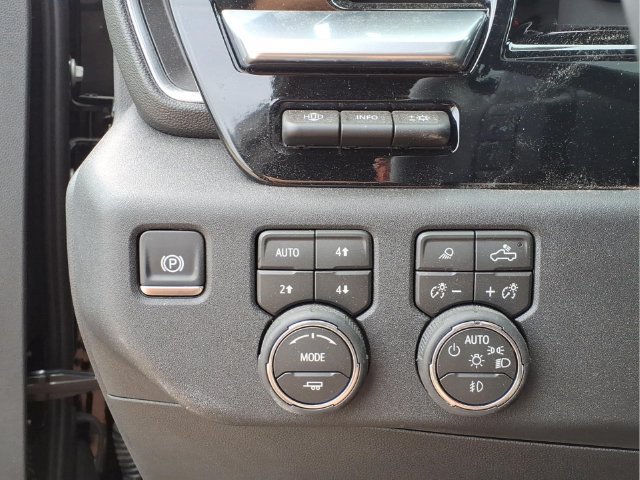 Used 2026 Chevrolet Silverado 1500 High Country w/ High Country Premium Package AWD/4WD image 14
