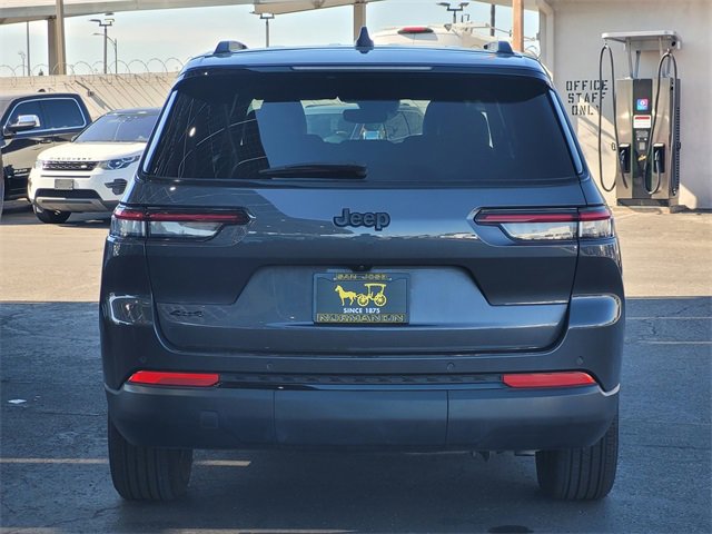Certified 2024 Jeep Grand Cherokee L Laredo image 5