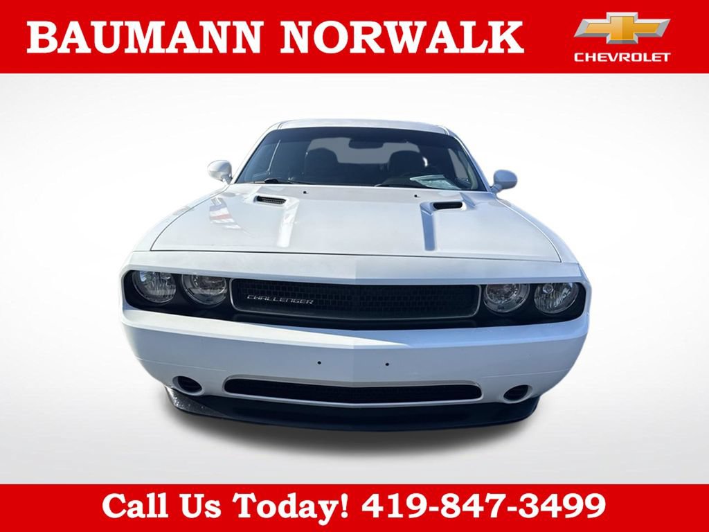 Used 2013 Dodge Challenger SXT RWD image 8