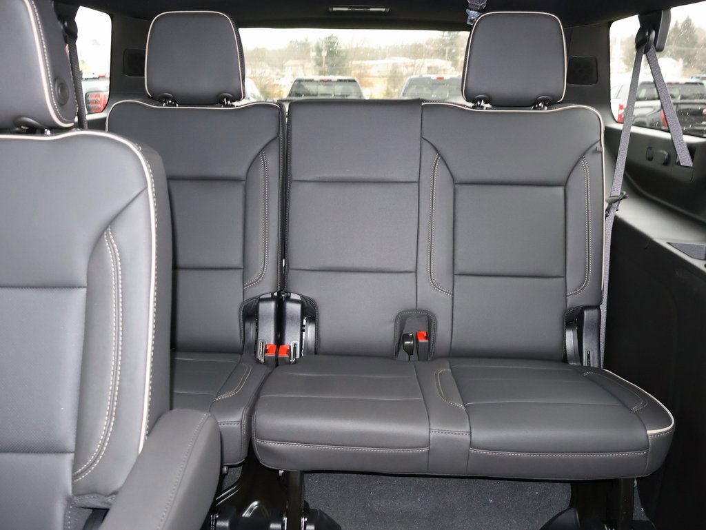 New 2025 Chevrolet Suburban Premier w/ Sun And Tow Package image 32