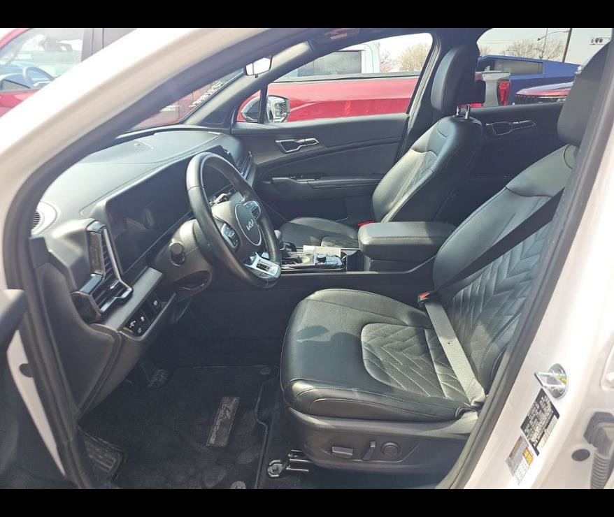 Used 2023 Kia Sportage X-Line w/ X-Line Premium Package image 3