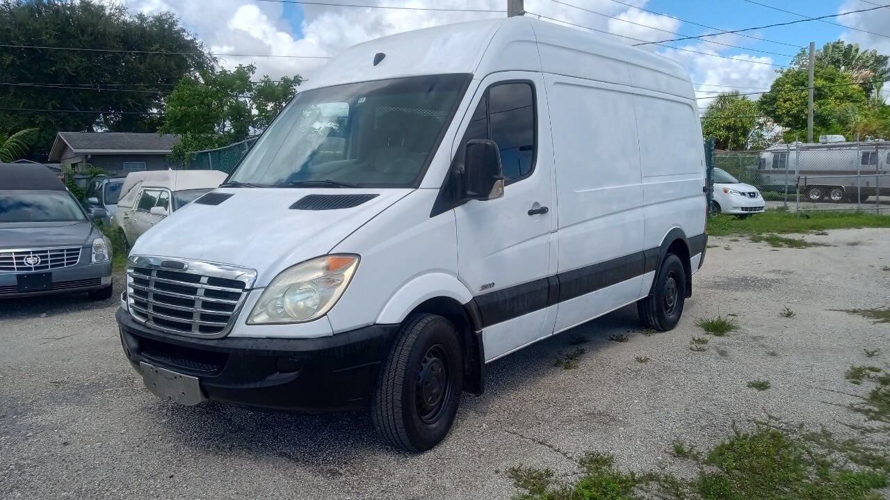 Used 2008 Dodge Sprinter 3500 image 2