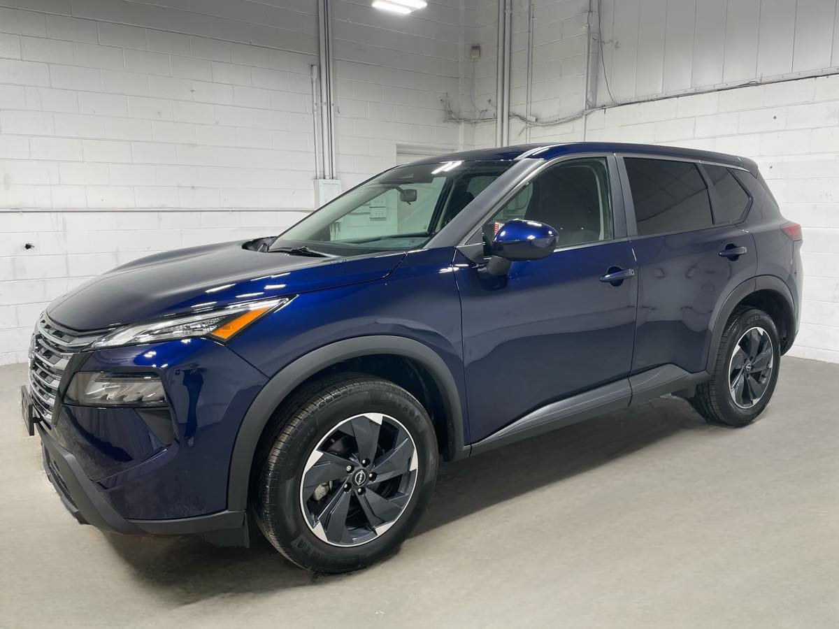 Used 2025 Nissan Rogue SV