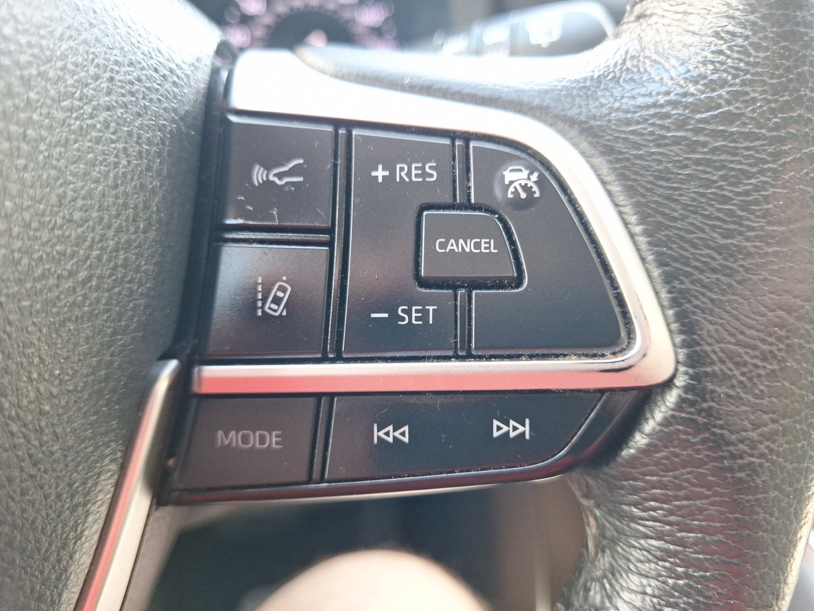 Used 2021 Toyota Sienna XLE FWD image 19