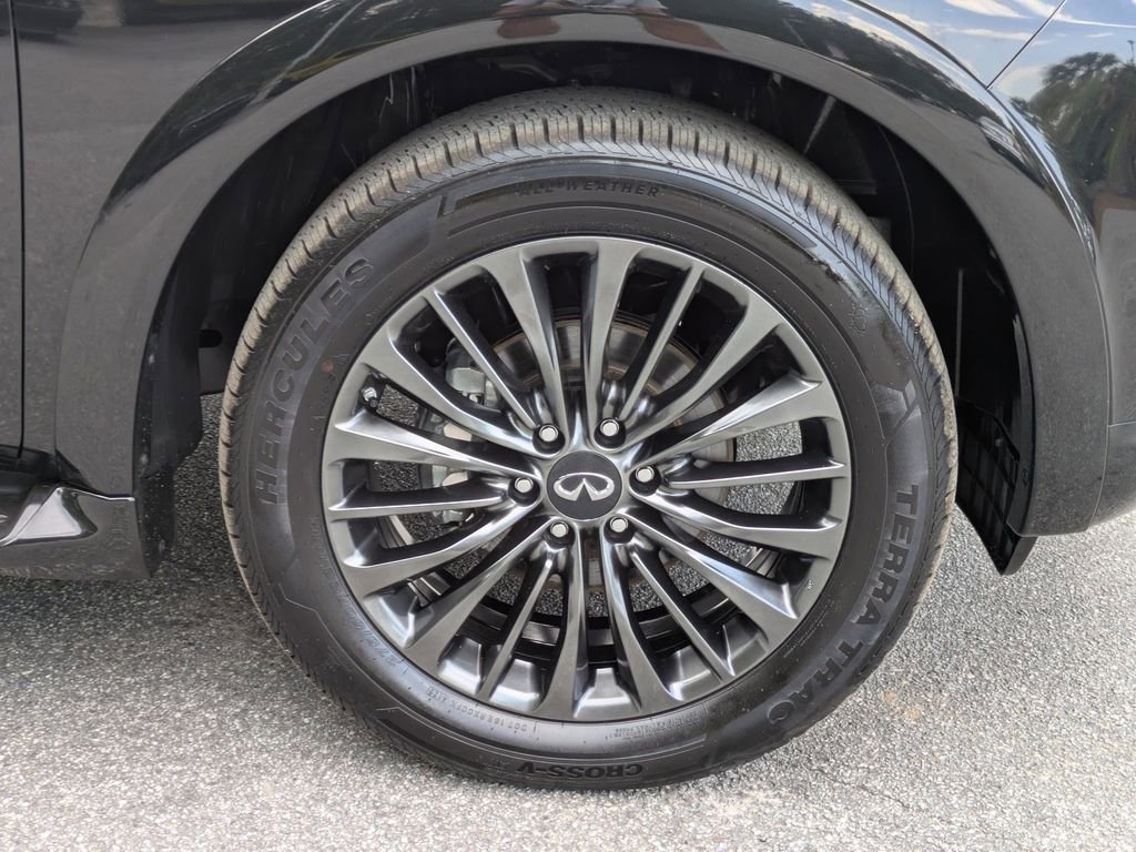 Used 2023 INFINITI QX80 Premium Select w/ All-Season Package RWD image 12