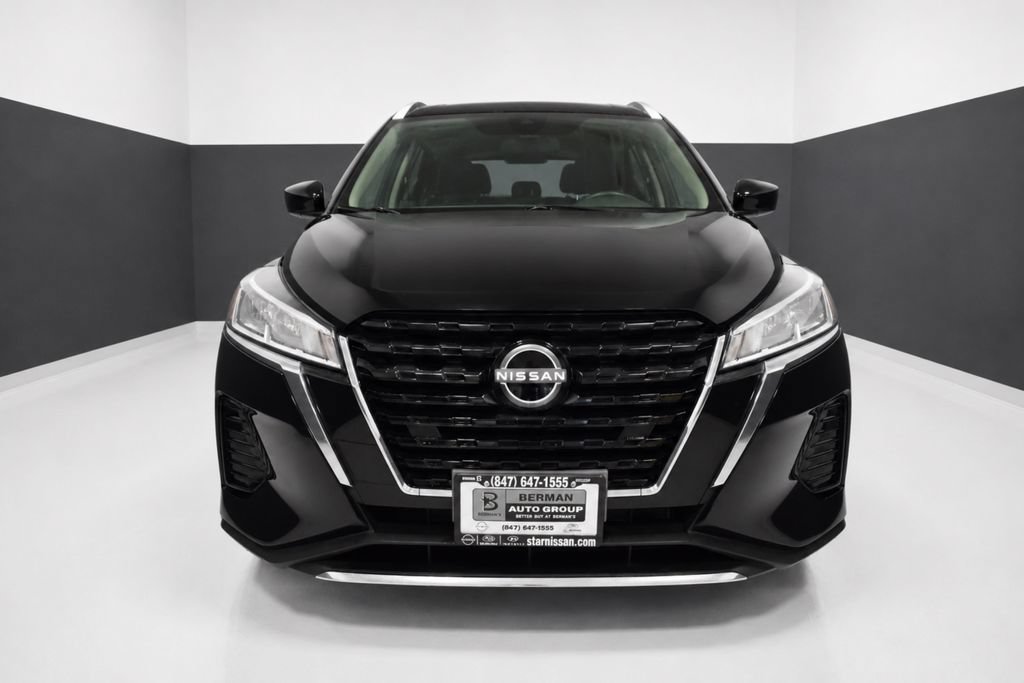Used 2022 Nissan Kicks SV FWD image 6