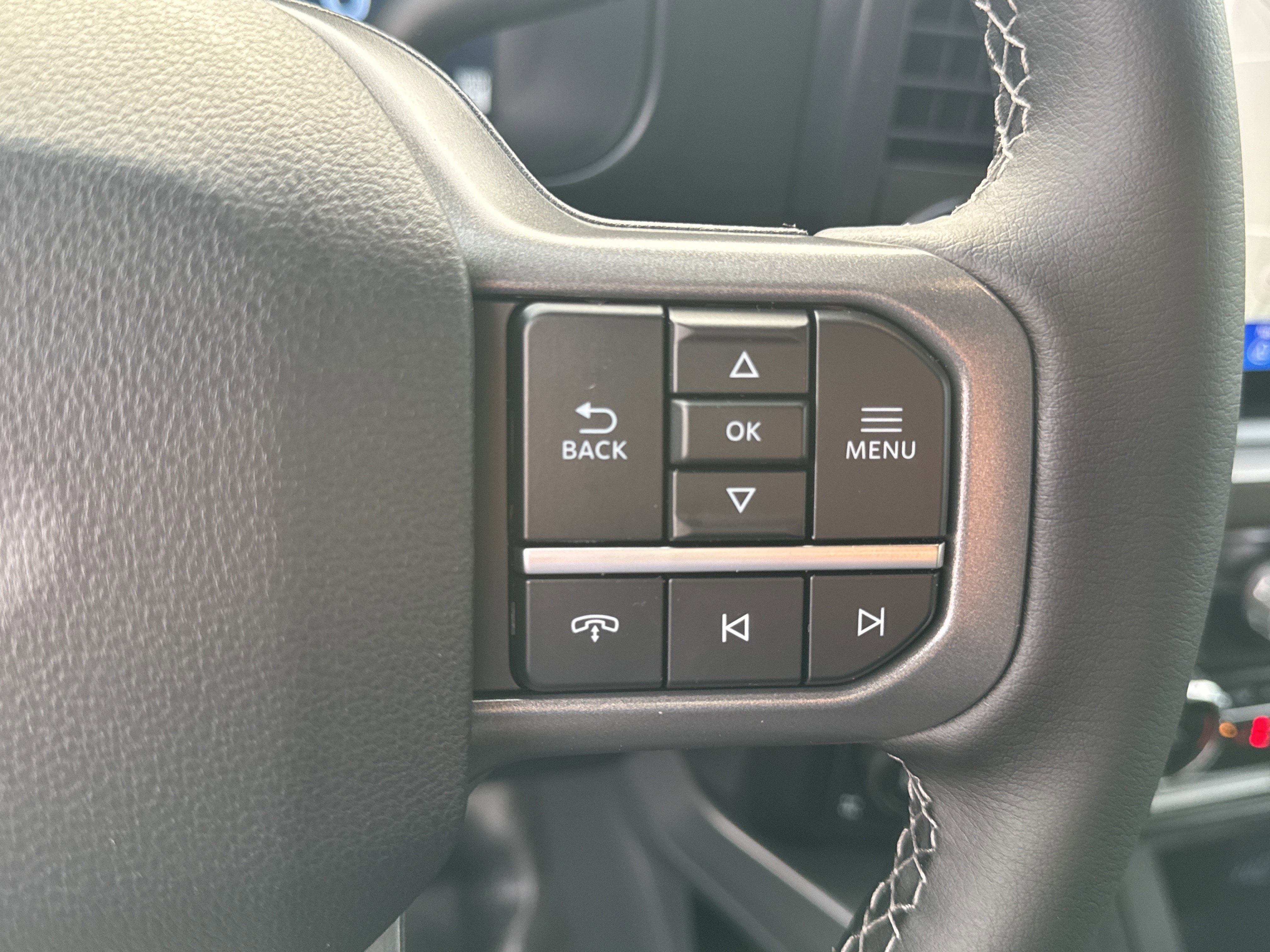 New 2026 Ford F250 Lariat w/ Black Appearance Package image 34