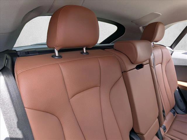 Used 2022 Audi Q8 Premium Plus w/ Premium Plus Package image 22
