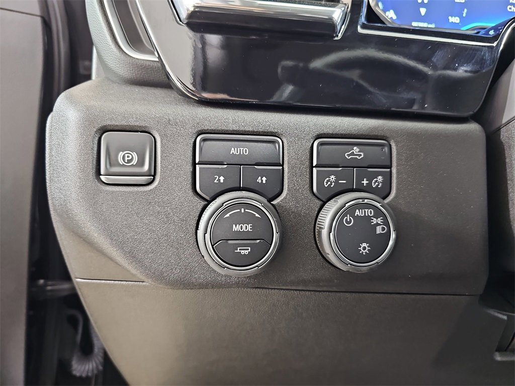 Certified 2025 Chevrolet Silverado 1500 LT image 32