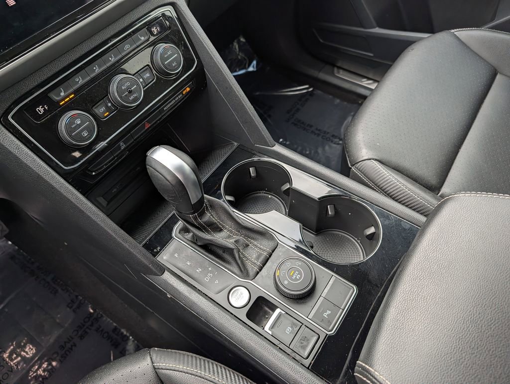 Used 2023 Volkswagen Atlas Cross Sport SE image 24