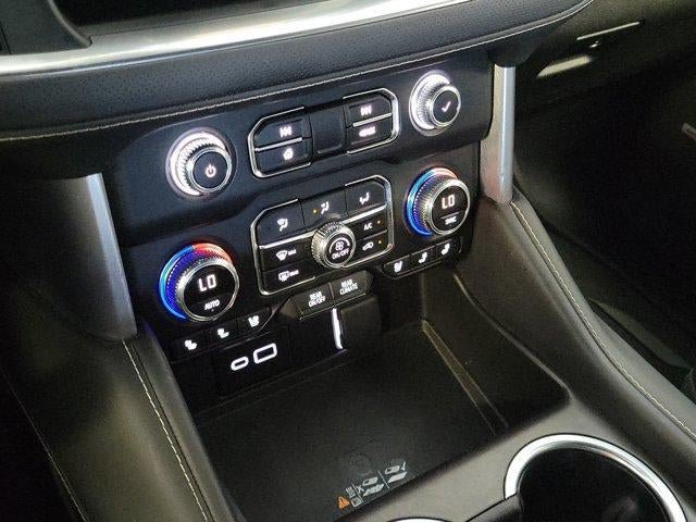 Used 2024 GMC Yukon SLT RWD image 30