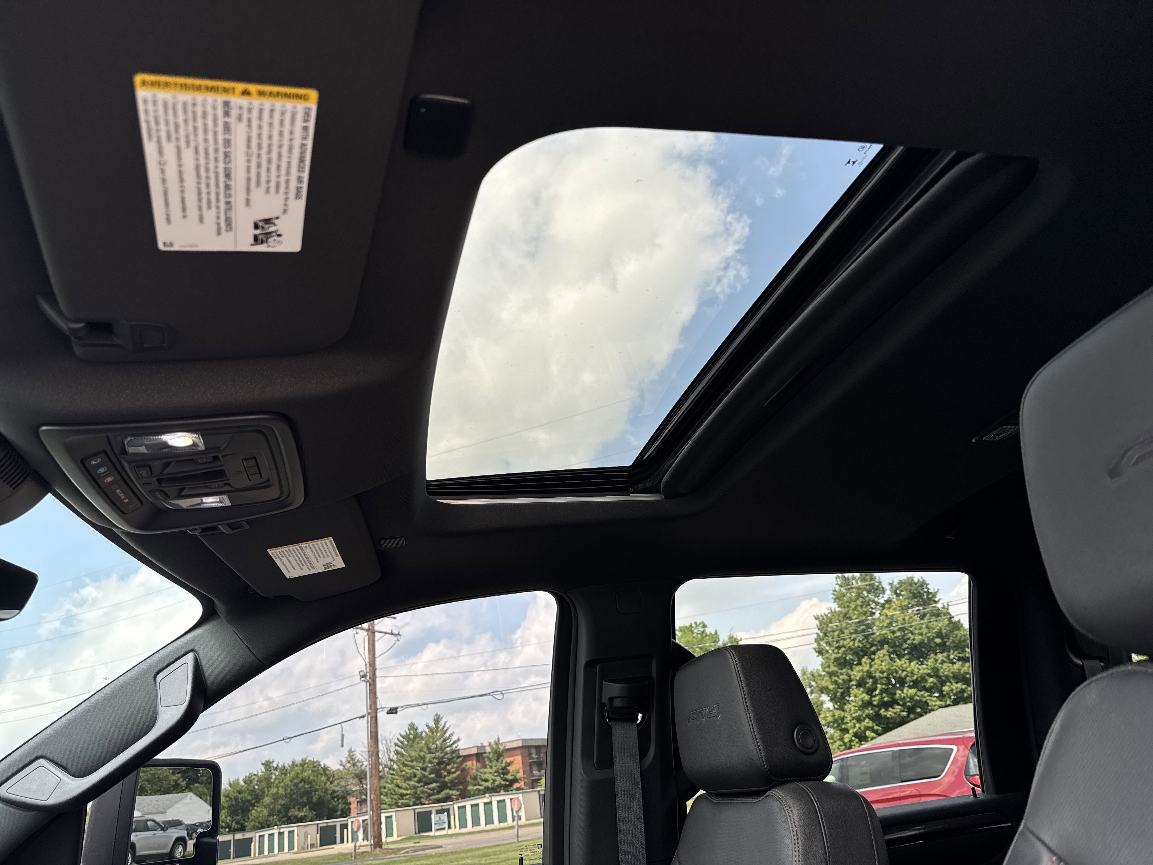 Used 2024 GMC Sierra 2500 AT4 w/ AT4 Premium Plus Package image 17