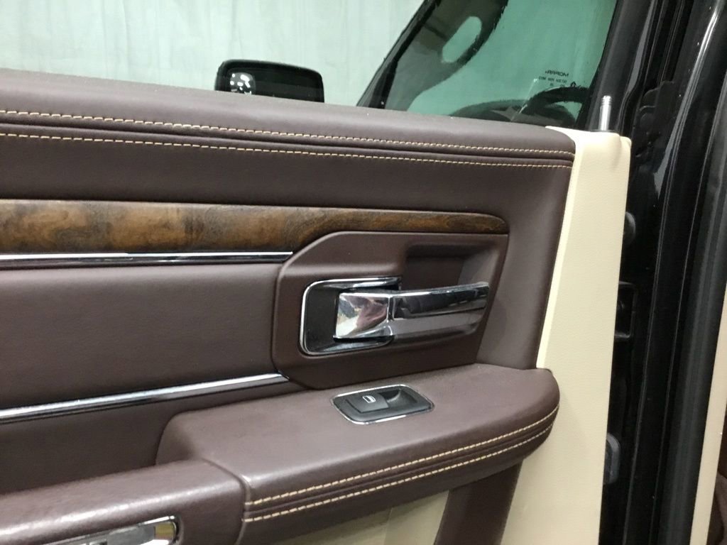 Used 2016 RAM 1500 Laramie Longhorn w/ Convenience Group image 12