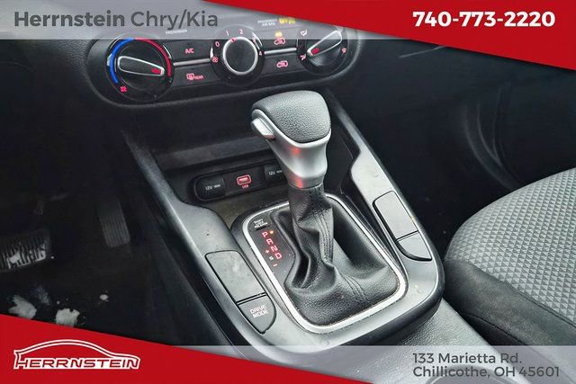 Used 2022 Kia Soul LX image 11