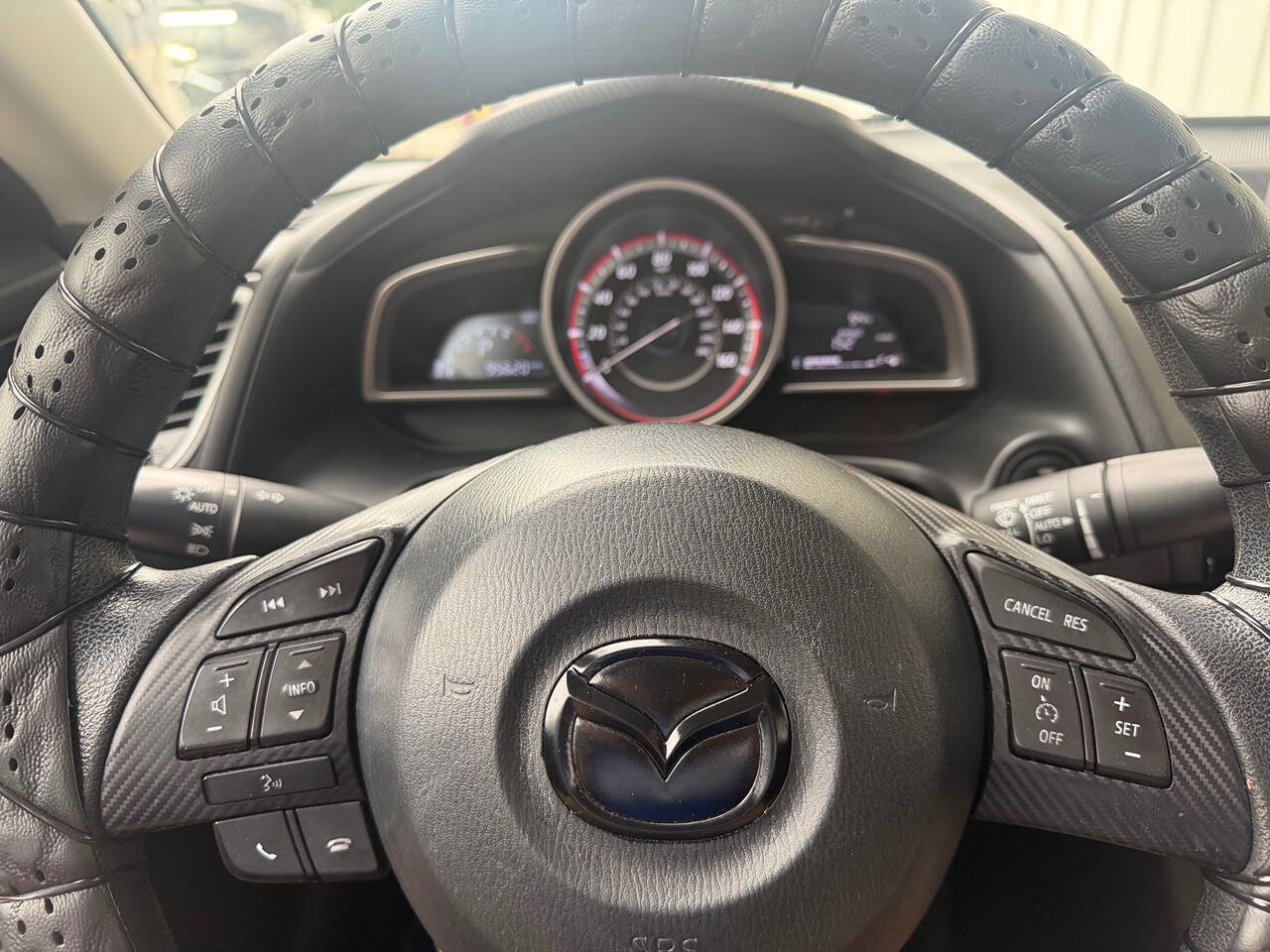 Used 2016 MAZDA MAZDA3 i Sport w/ Preferred Equipment Package FWD image 15