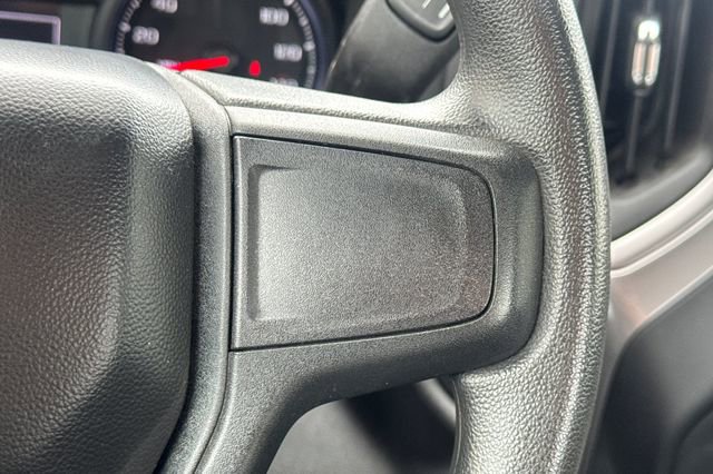 Used 2025 Chevrolet Silverado 1500 W/T image 33
