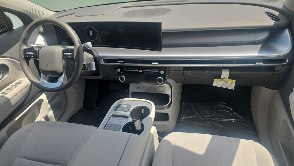 New 2026 Hyundai Ioniq 9 SE AWD/4WD image 11