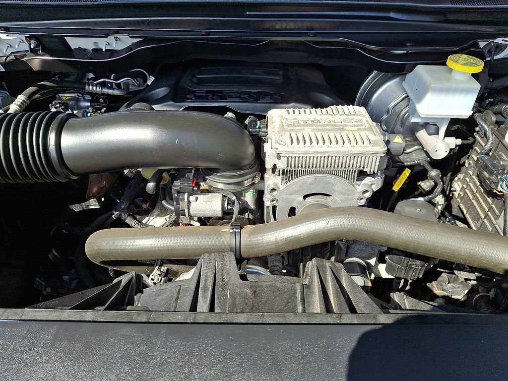 Used 2023 RAM 1500 Laramie AWD/4WD image 28