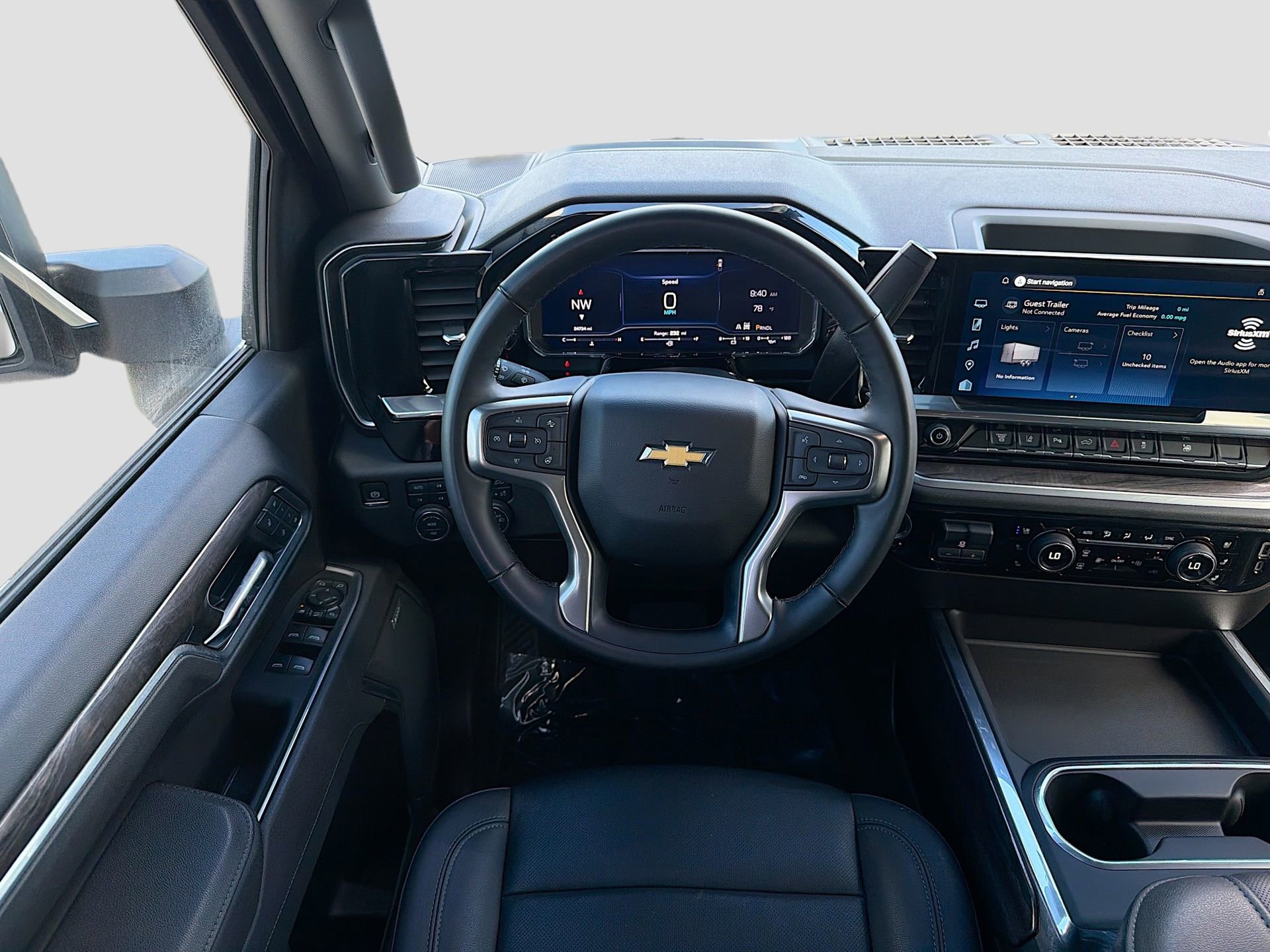 Used 2025 Chevrolet Silverado 2500 LTZ w/ LTZ Convenience Package image 18