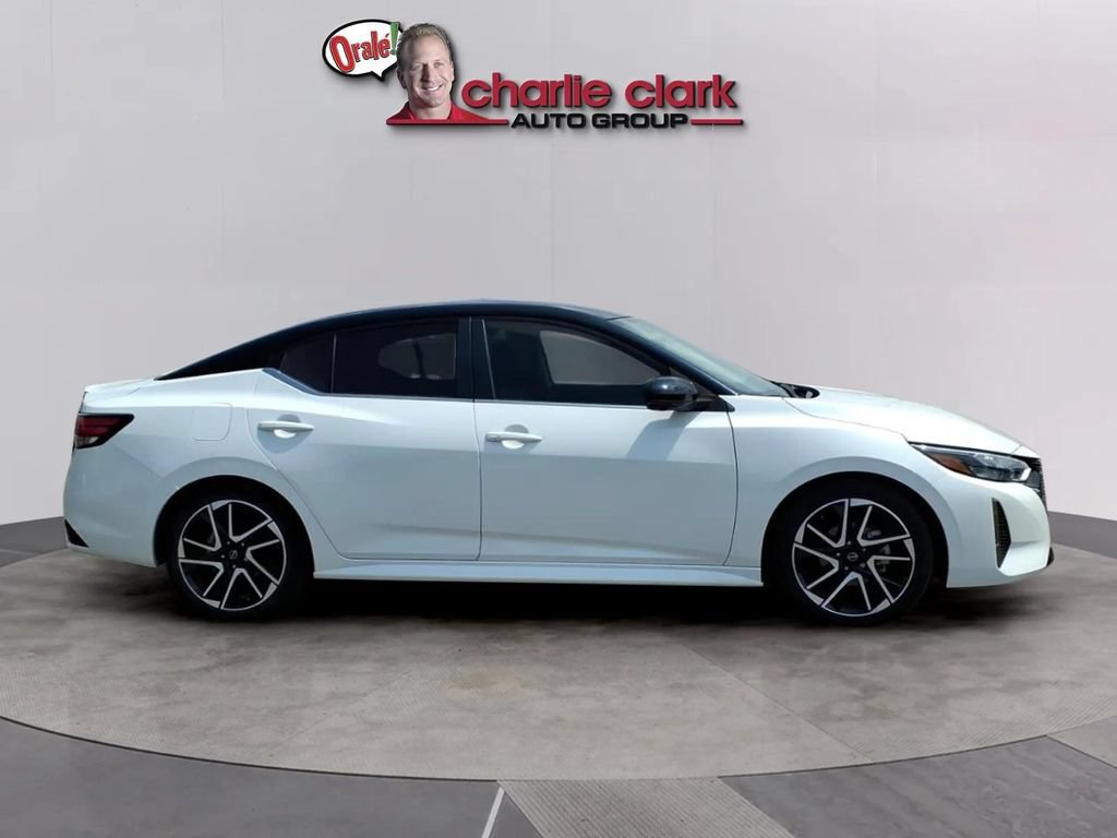 Certified 2025 Nissan Sentra SR w/ SR Premium Package FWD image 6