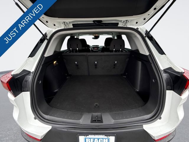 Used 2023 Chevrolet TrailBlazer LT w/ Convenience Package image 24