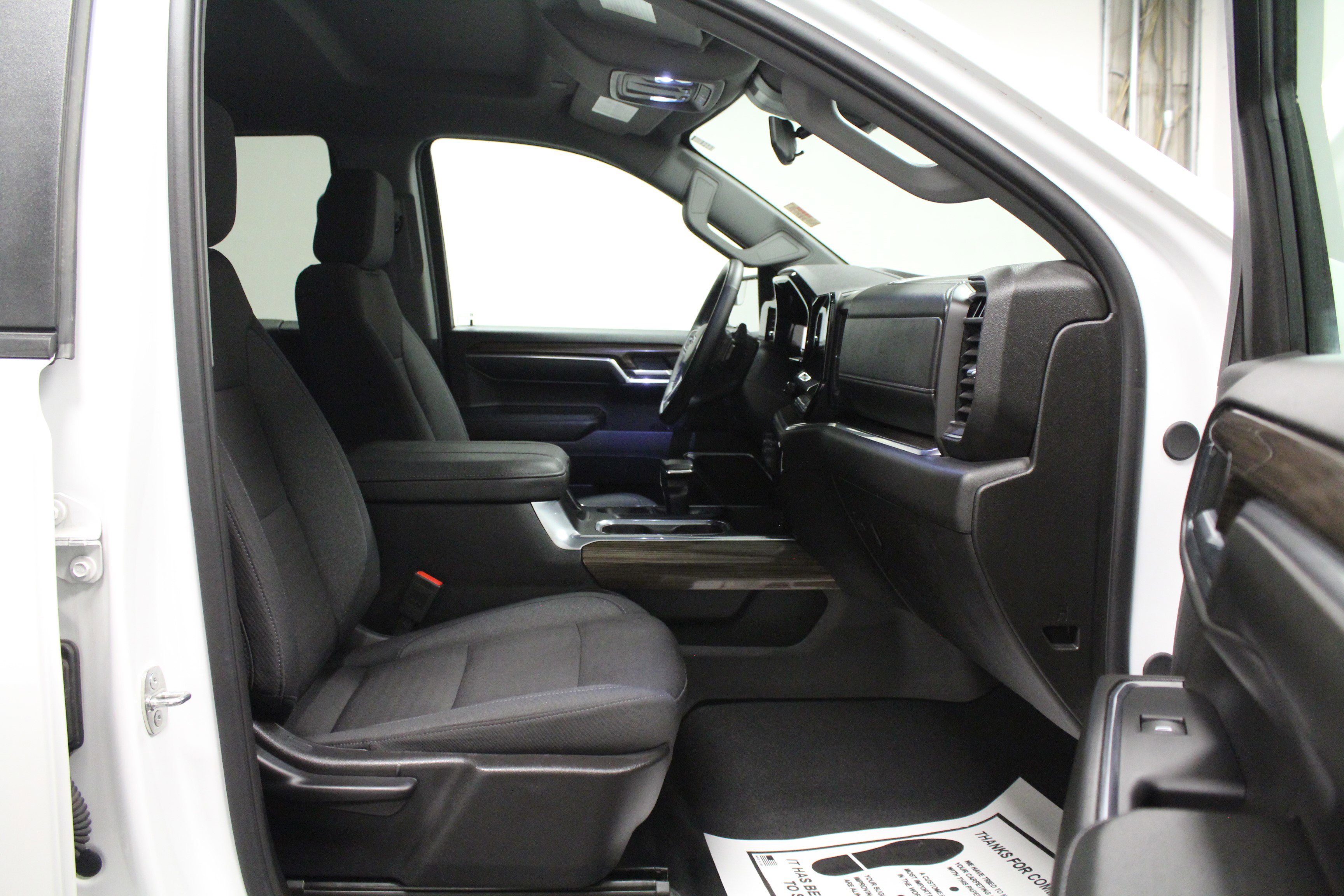 Used 2024 Chevrolet Silverado 1500 RST image 16