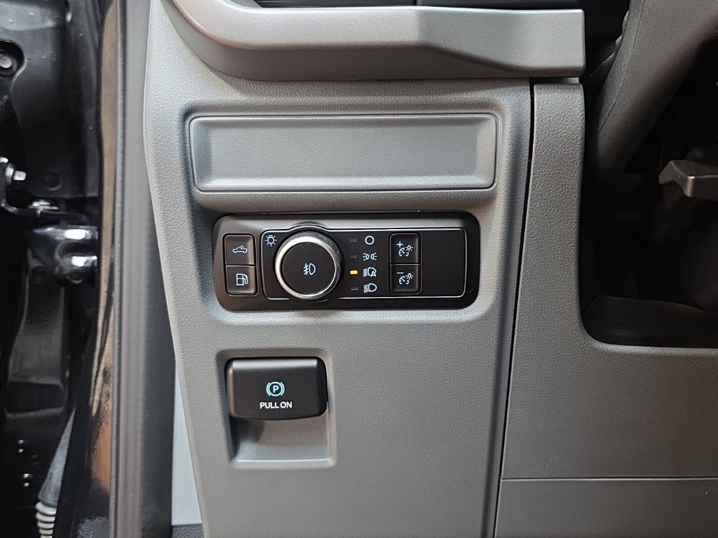 Used 2024 Ford F150 XLT w/ Mobile Office Package image 17