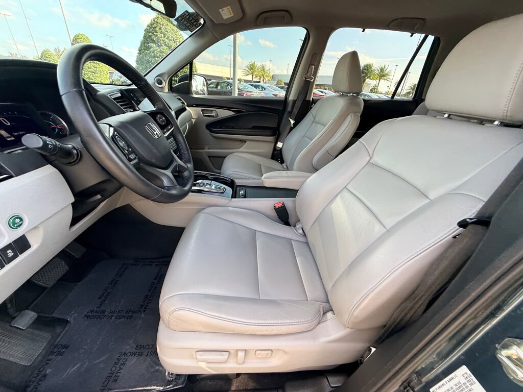 Used 2020 Honda Pilot Touring image 5