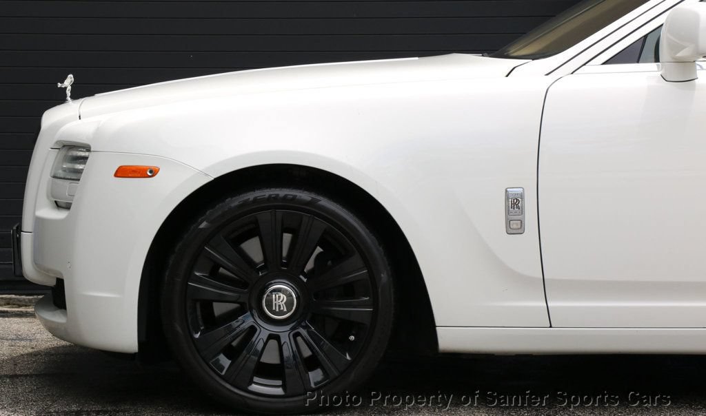 Used 2010 Rolls-Royce Ghost RWD image 14