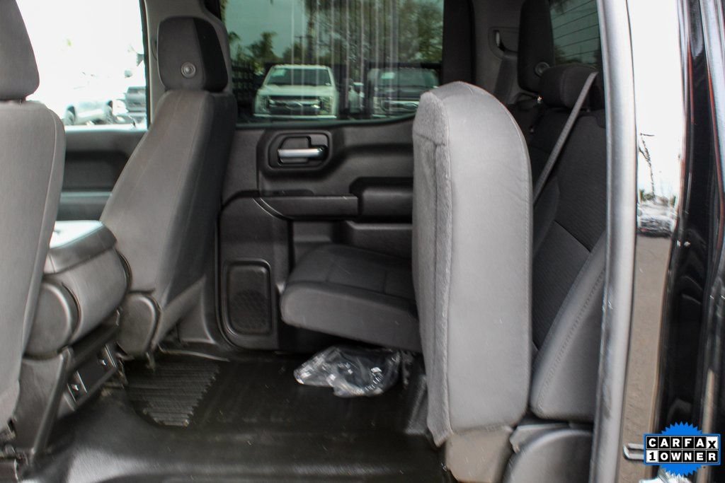 Used 2021 GMC Sierra 1500 4x4 Crew Cab w/ Sierra Value Package image 32