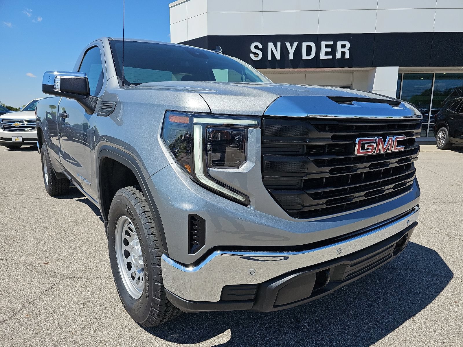 Used 2026 GMC Sierra 1500 Pro w/ Pro Value Package AWD/4WD image 9