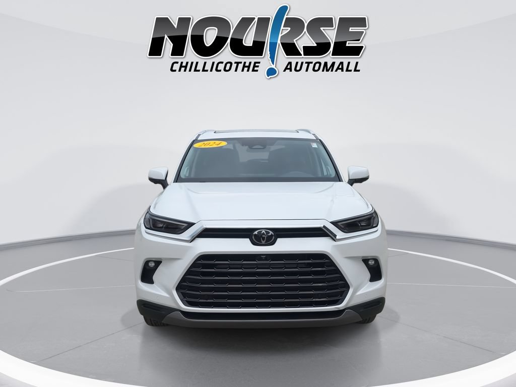 Used 2024 Toyota Grand Highlander AWD Hybrid image 3