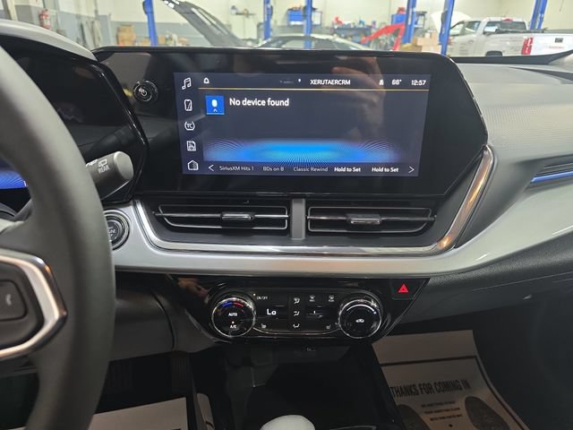 New 2026 Chevrolet Trax LT w/ Driver Confidence Package FWD image 20