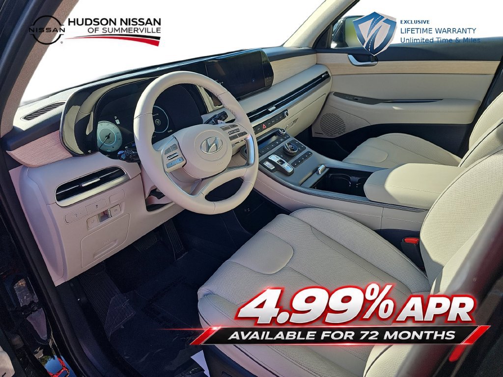 Used 2025 Hyundai Palisade Limited FWD image 17
