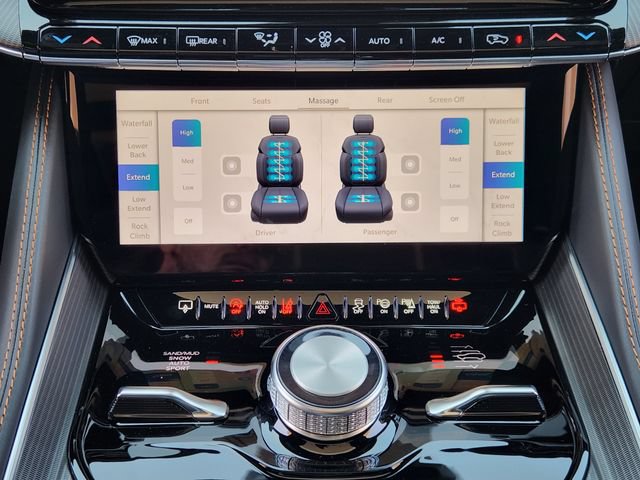 New 2026 Jeep Grand Wagoneer Summit AWD/4WD image 14